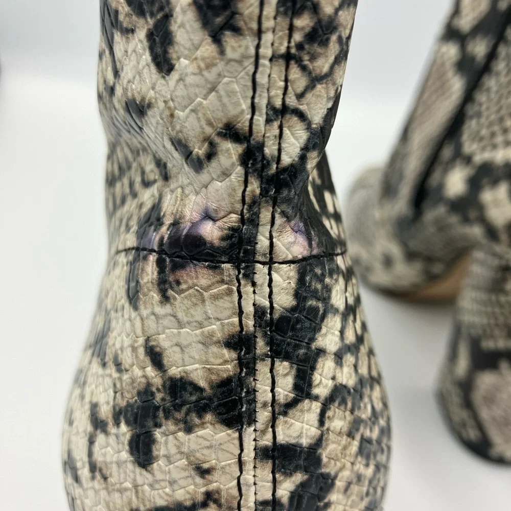 Aldo Aurella 3.5” Block Heel Snakeskin Pattern Ankle Boots size 7 EUC - Picture 7 of 10